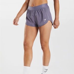 TRAINING LOOSE FIT SHORTS